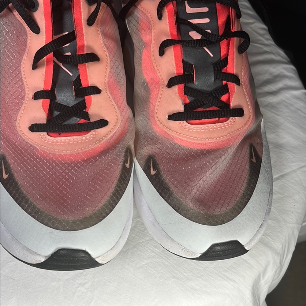 Nike AIR MAX Women's  Running Shoes size 8.5 - Picture 2 of 16